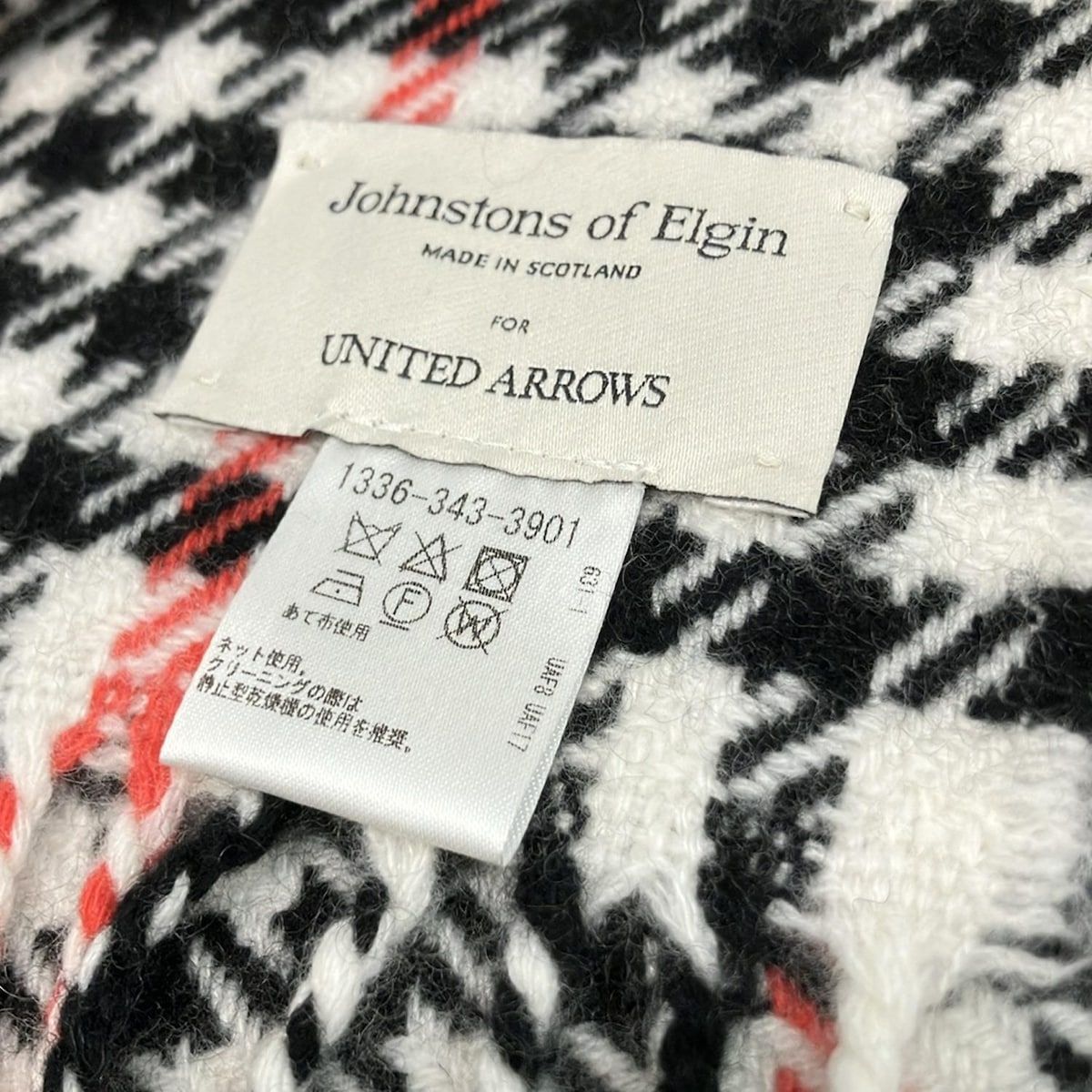 johnstons of elgin ジョンストンズ マフラー - 白×黒×オレンジ 千鳥格子柄 UNITED ARROWSコラボ カシミヤ