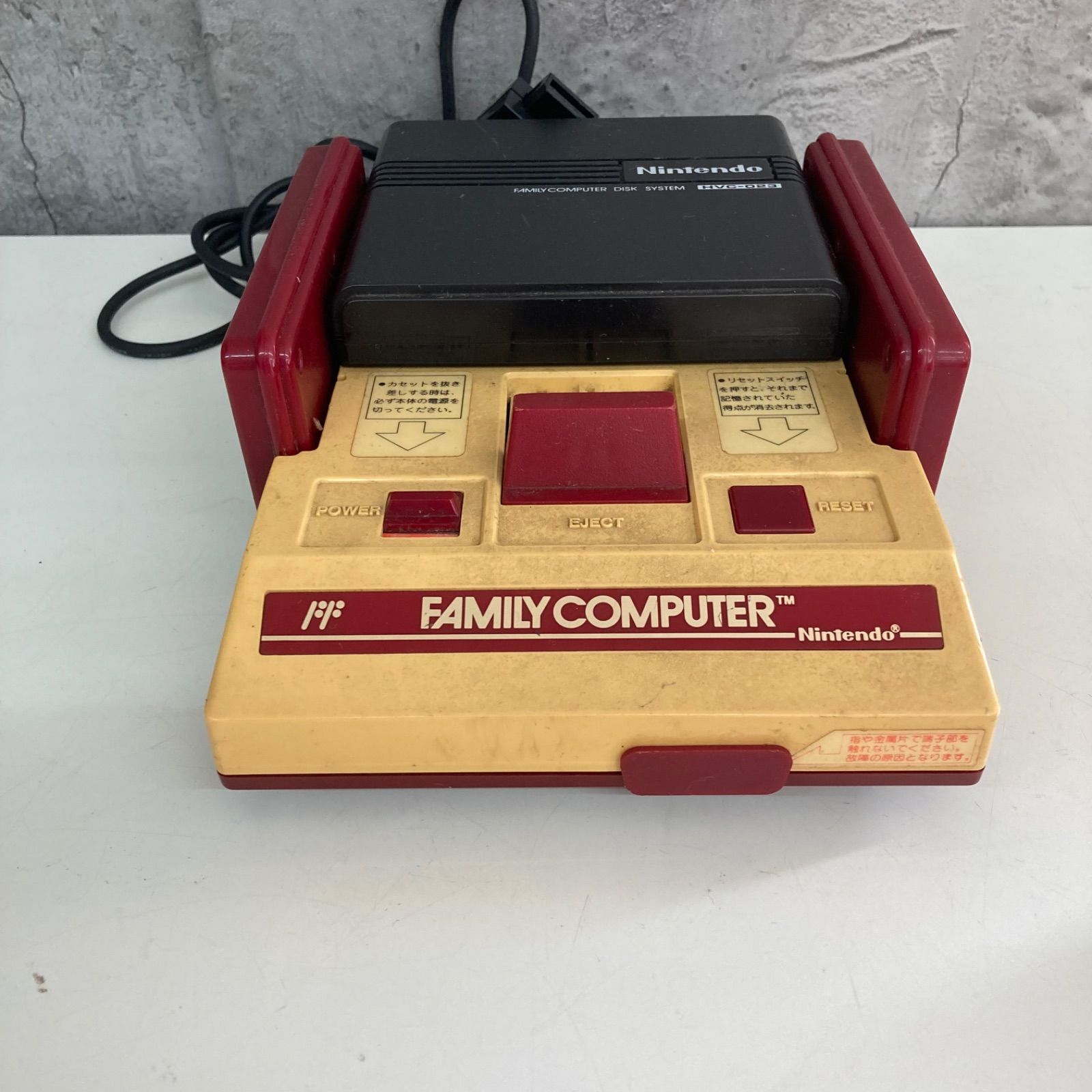 Nintendo ニンテンドー ファミリーコンピューター ファミリー