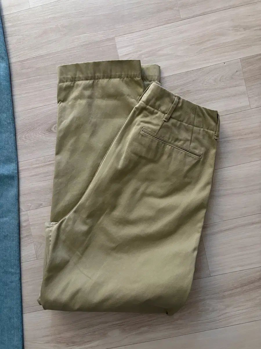 nanamica ワイド チノ