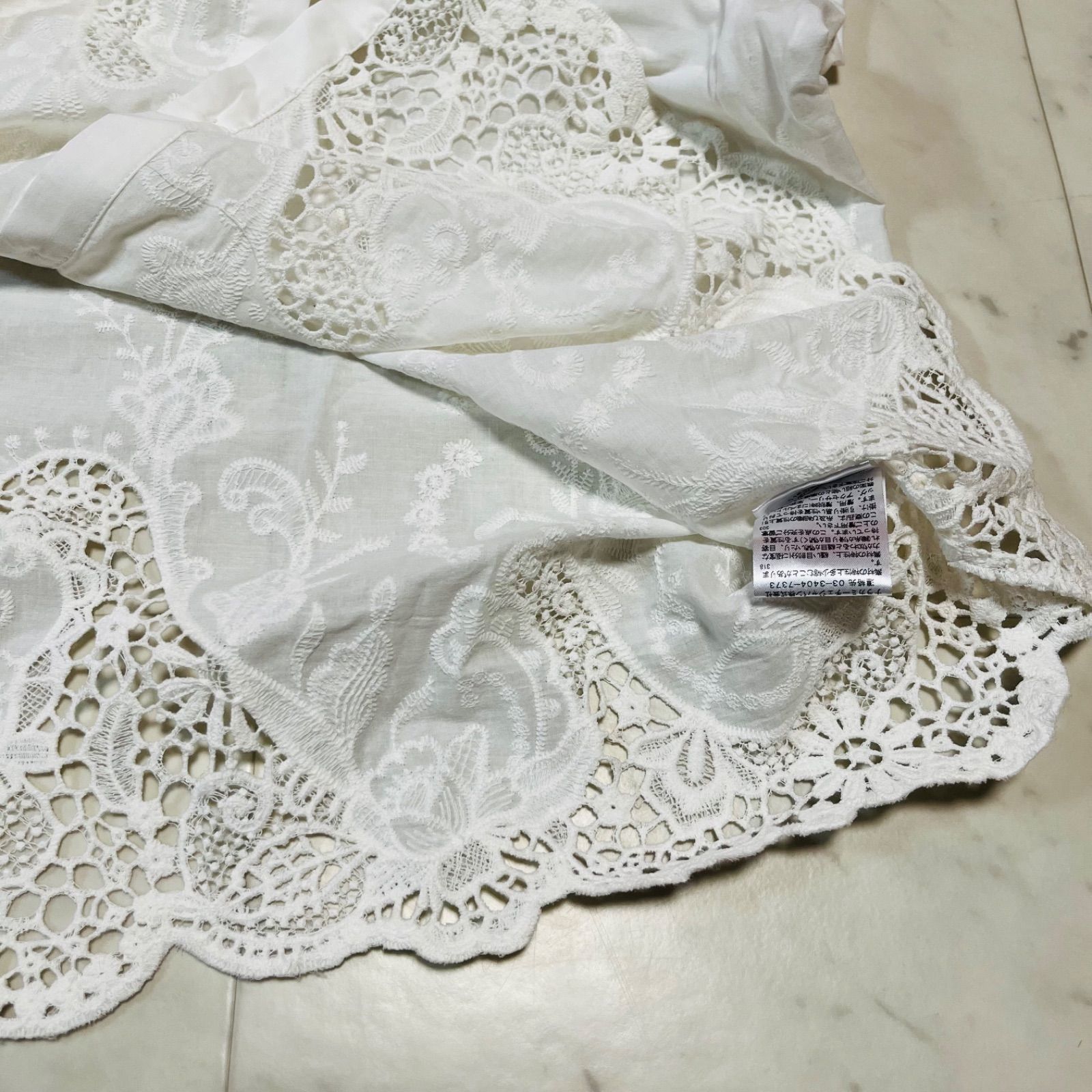 裾レースワンピース