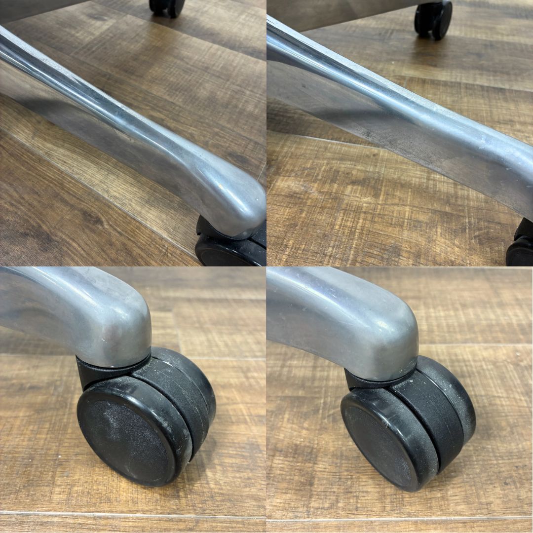 ブラック フットレスト付き