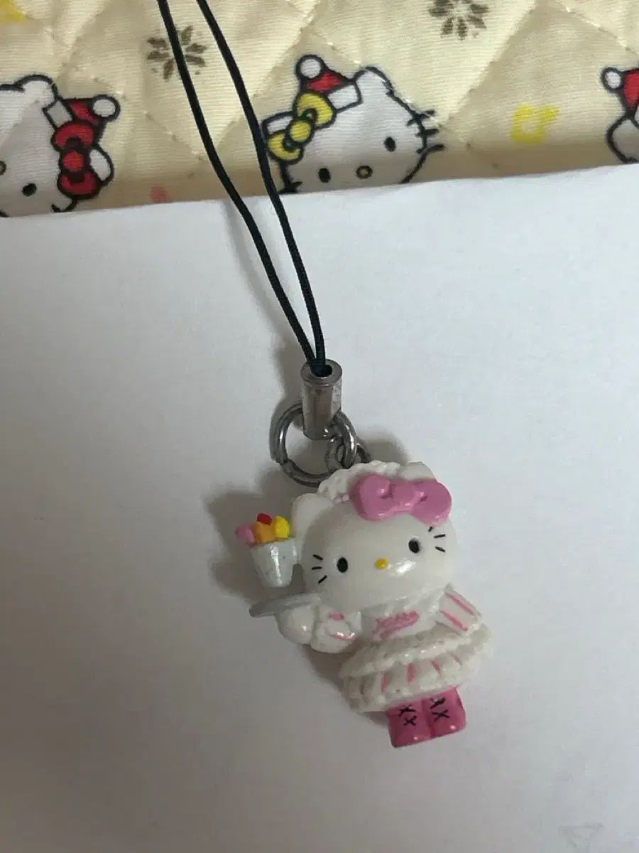 ウェイトレス キーティ ストラップ