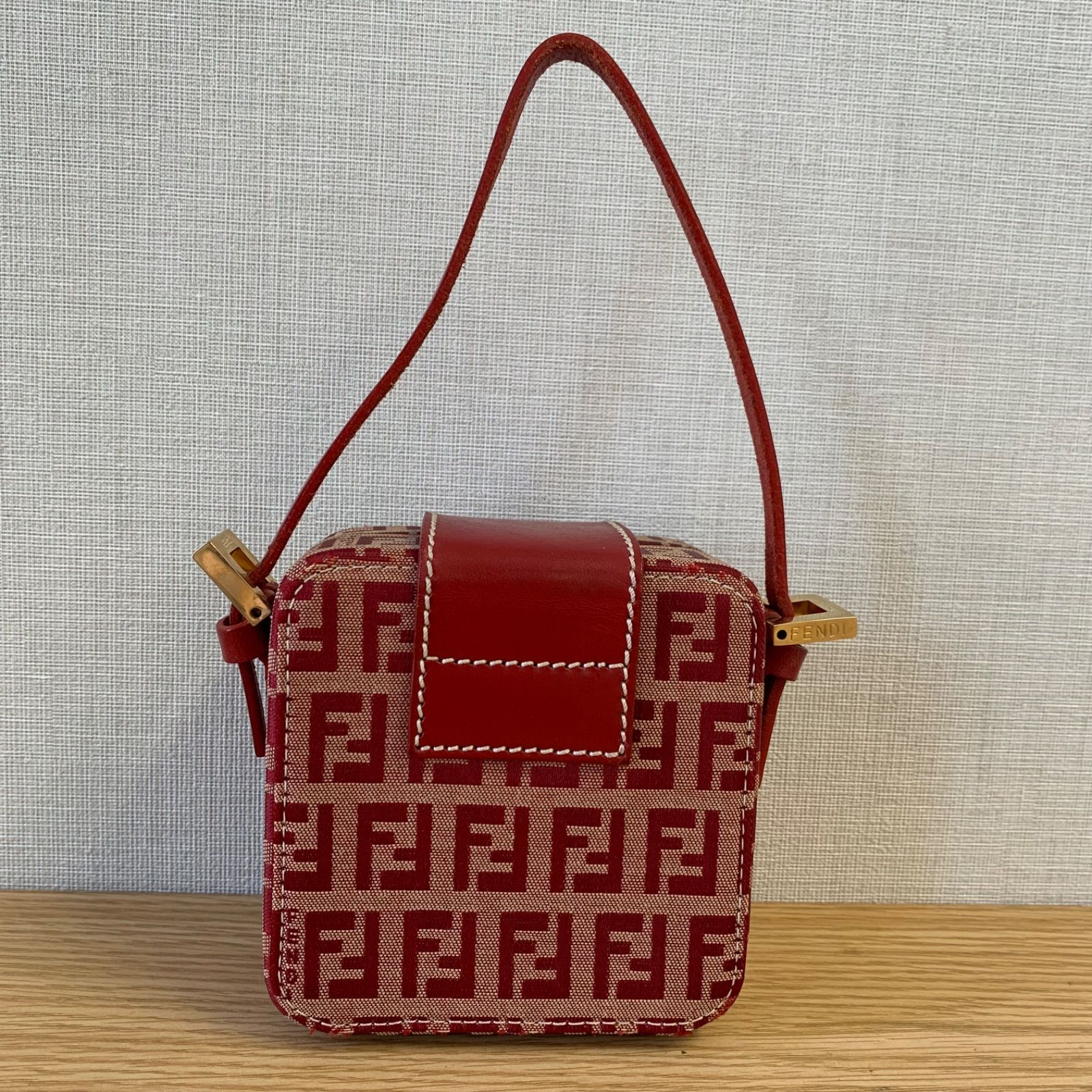 フェンディ ズッキーノ