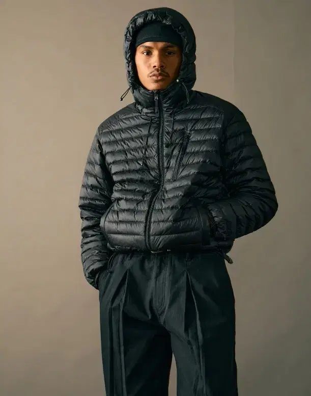 HIS hazzys ブラック 軽量 グースダウン L