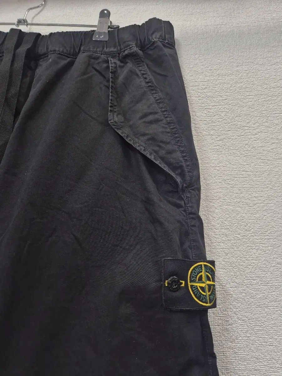 セール STONE ISLAND ストーンアイランド カーゴ ハーフパンツ / 38