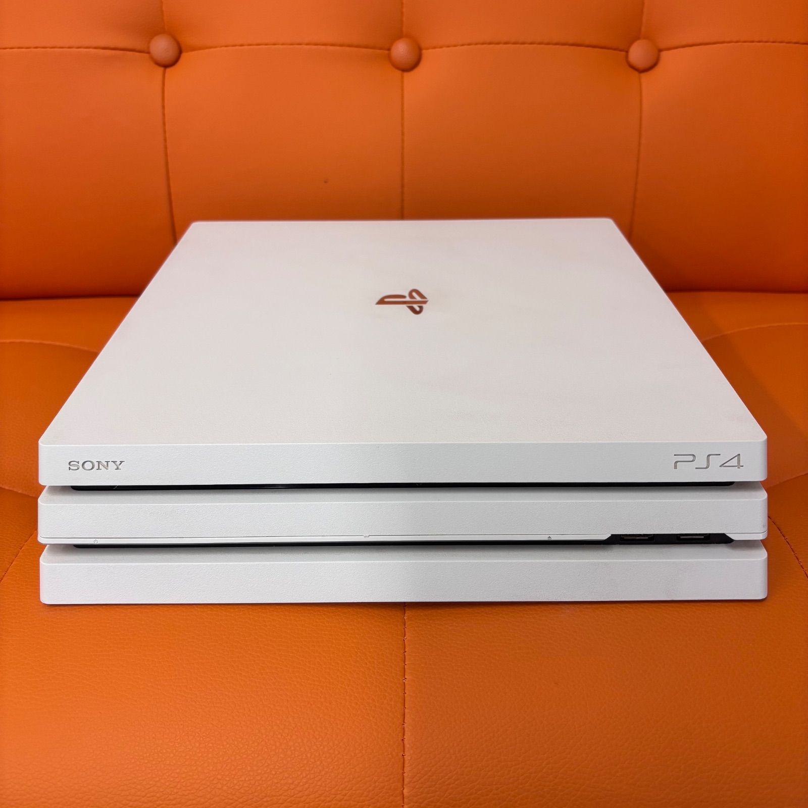  PS 4 Pro 1 TB グレイシャーホワイト CUH-7200 B 本体 プレイステーション4(PS4)