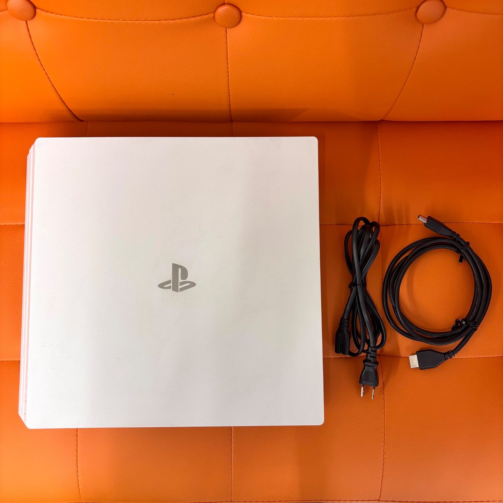 PS 4 Pro 1 TB グレイシャーホワイト CUH-7200 B
