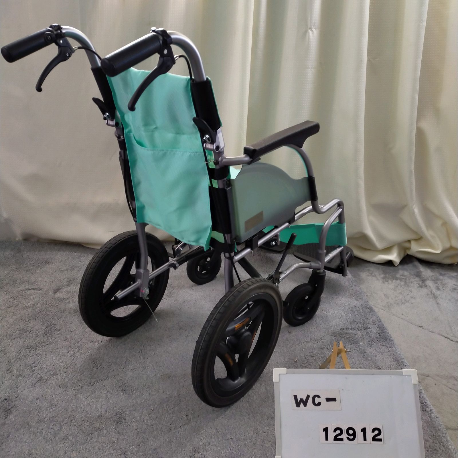 WC-12912) MiKi ミキ カルッタ CRT-2PU 軽量 コンパクト ノーパンク