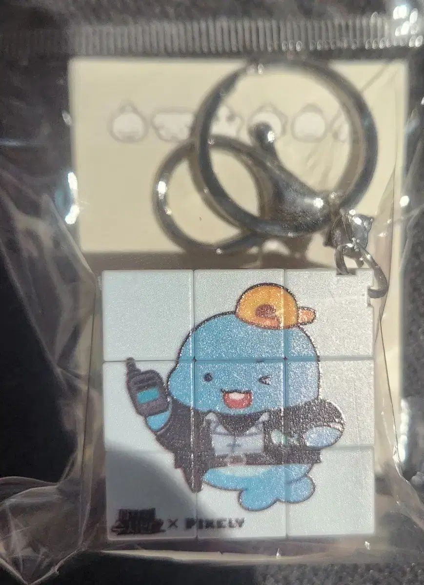 ピクセルリー ミステリー調査班 展示 特典 キューブキーホルダー スナップボタン カイロ