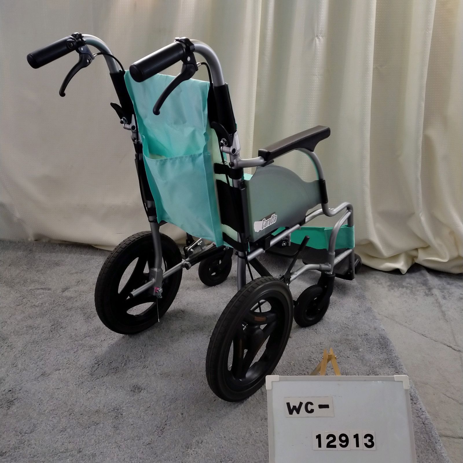 WC-12913 MiKi ミキ カルッタ CRT-2 PU 軽量 コンパクト ノーパンクタイヤ 介助型 介助式 車椅子 車イス 車いす 洗浄 消毒済