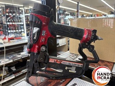makita マキタ AT 450 HA 高圧フロアタッカ 本体のみ 使用ステープル 幅4 mm 長さ25 50 ハンズクラフ