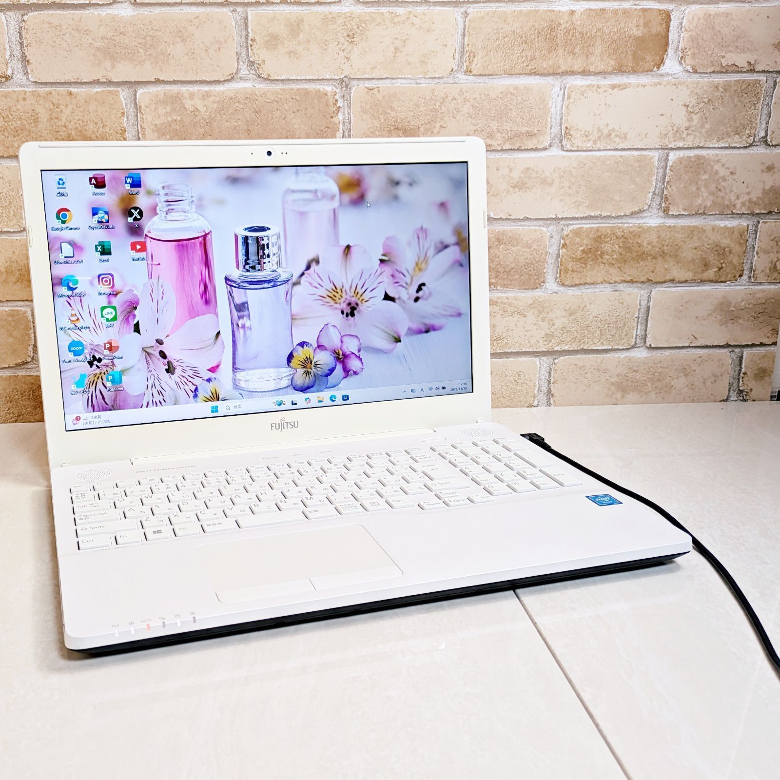 オフィス付☆新品SSD/メモリ8G・初心者OK！Win11ノートパソコン