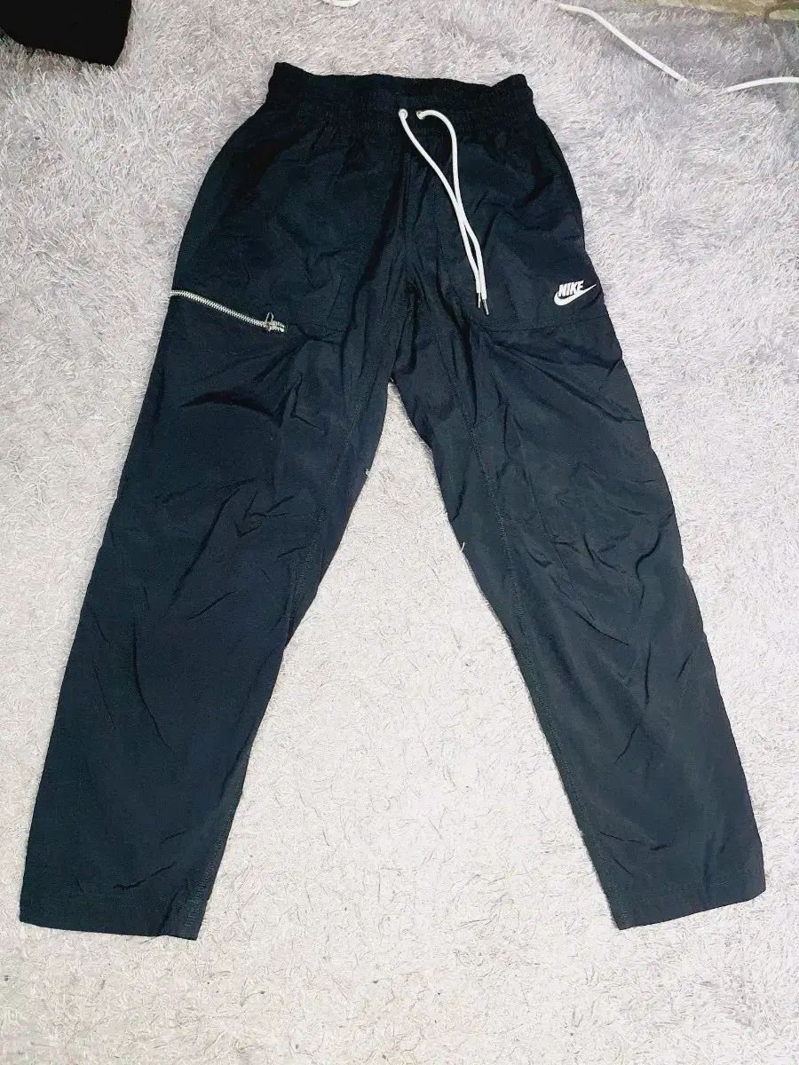 ナイキ ズボン ウーブン ユーティリティ パンツ ブラック m
