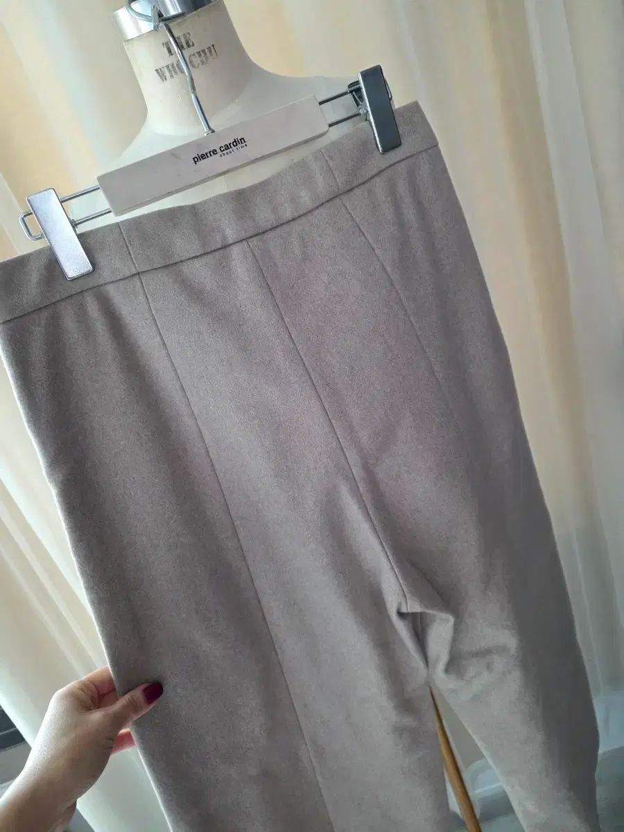 Studios アクネストゥディオズ