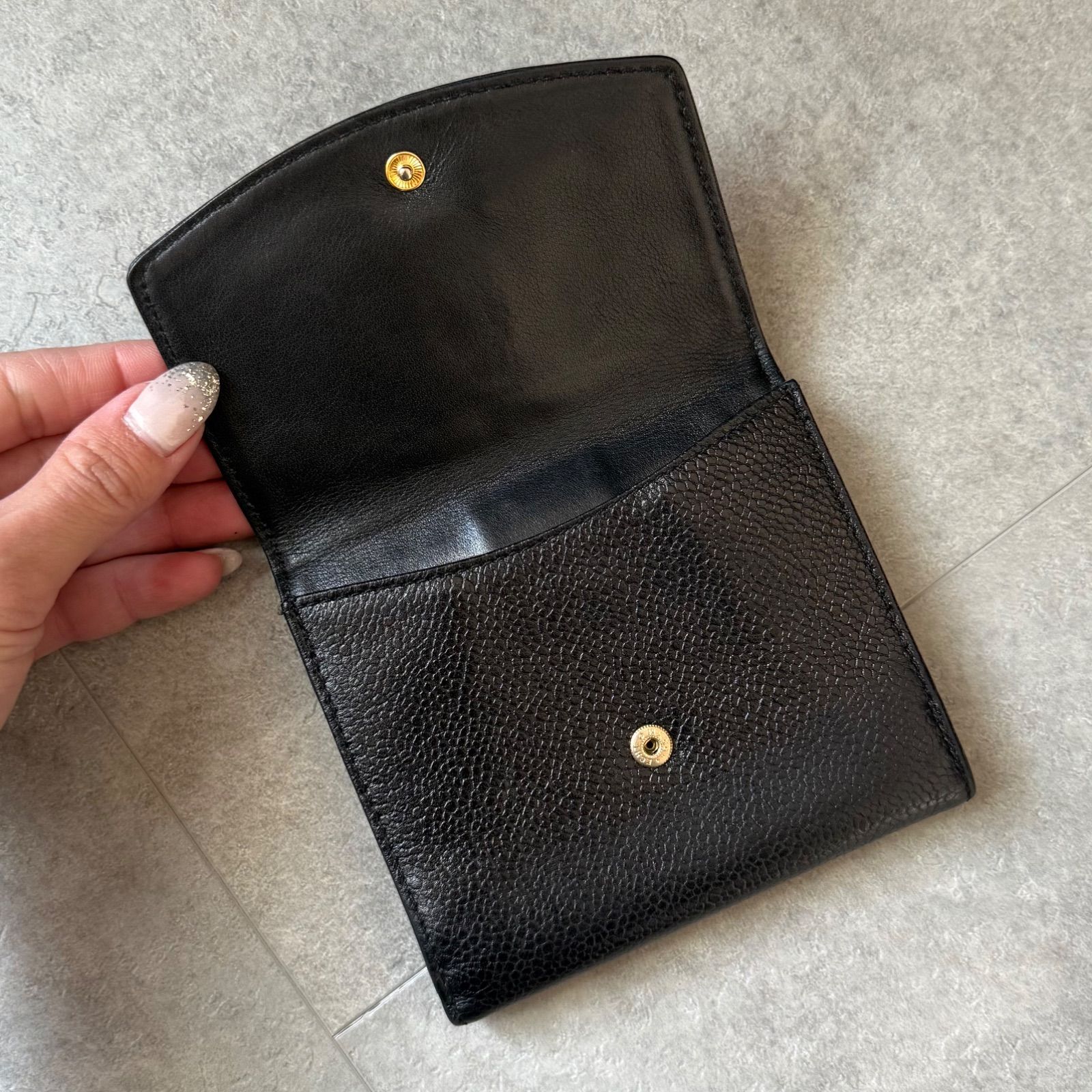 美品 CHANEL シャネル キャビアスキン ココマーク wホック 二つ折り