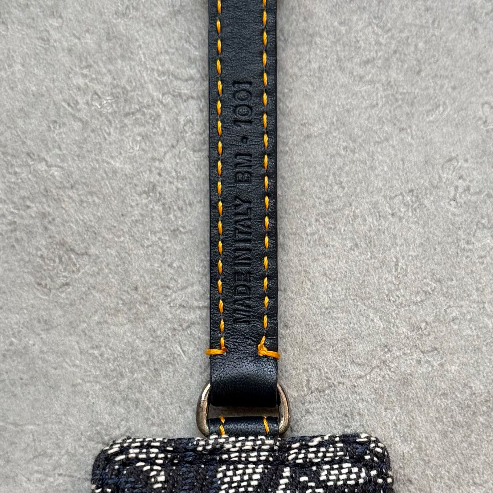 極美品 Christian Dior クリスチャンディオール CDロゴチャーム