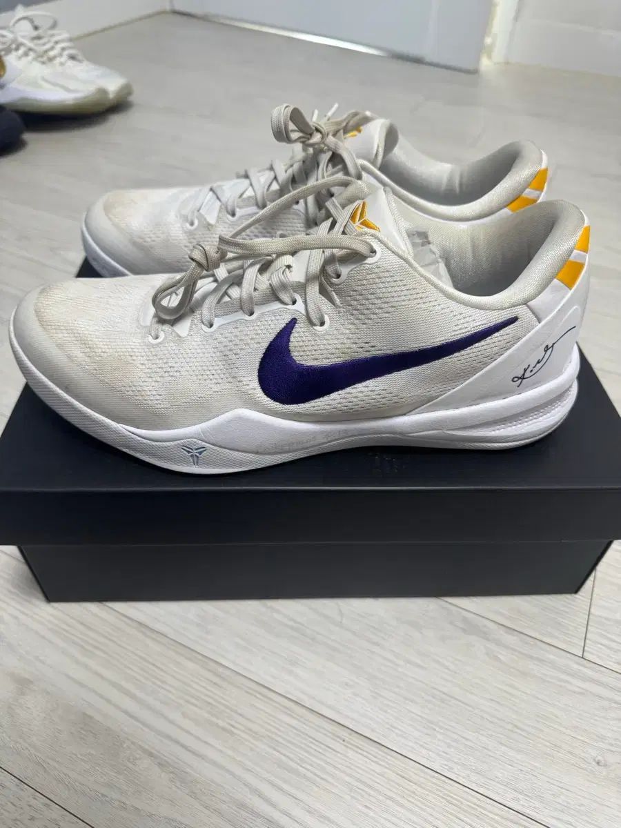 コービー8 レイカーズ HOME 285