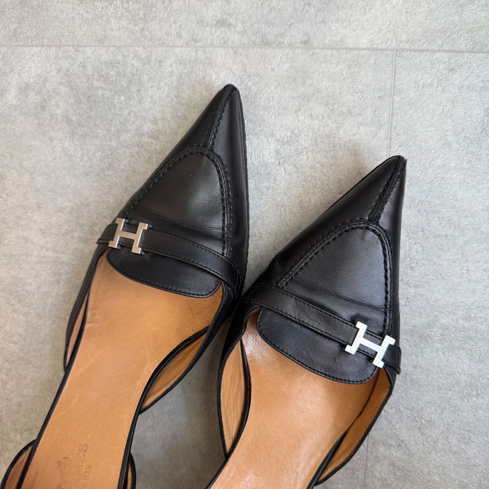 HERMES エルメス Hロゴ ポインテッドトゥパンプス レザー ブラック