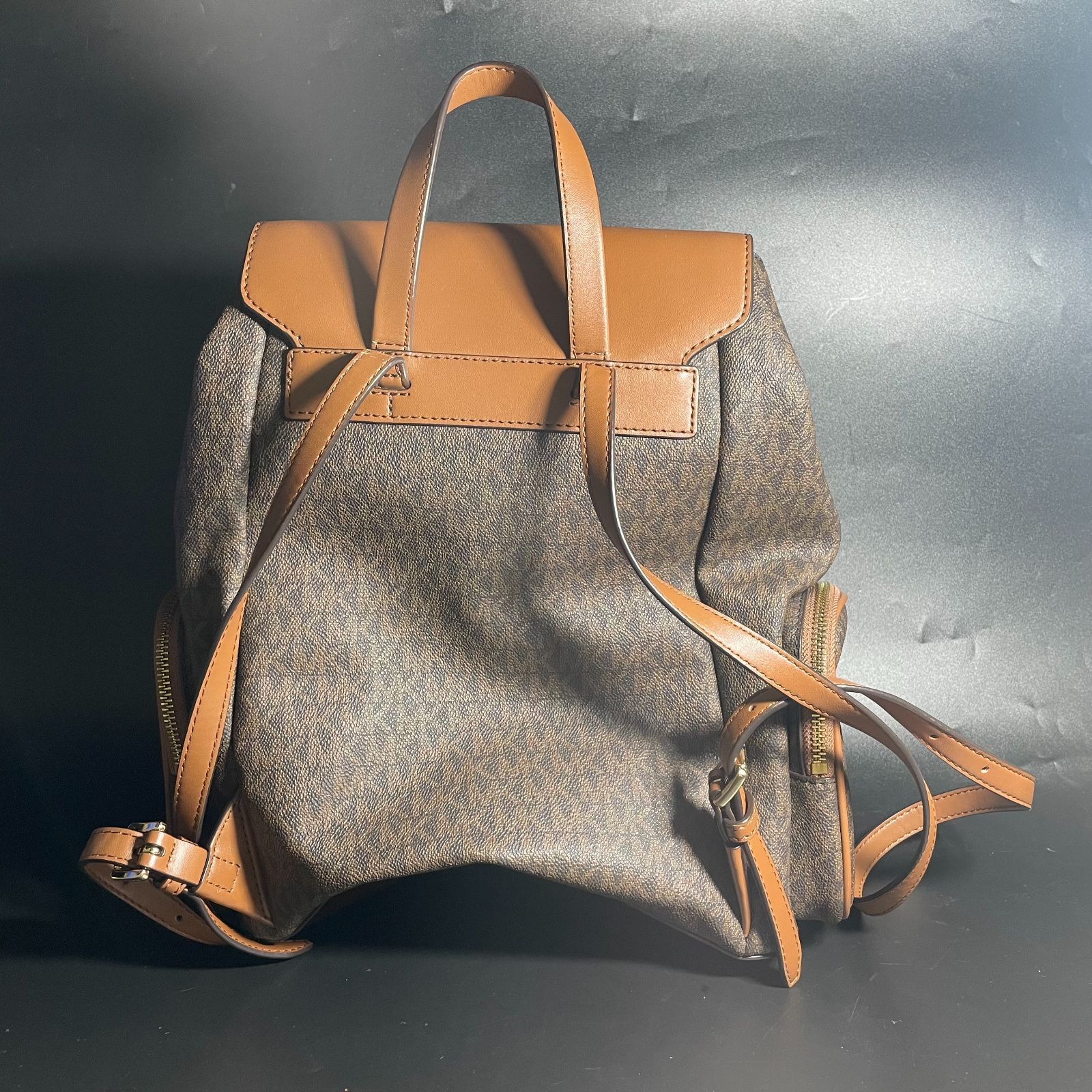 マイケルコース リュック