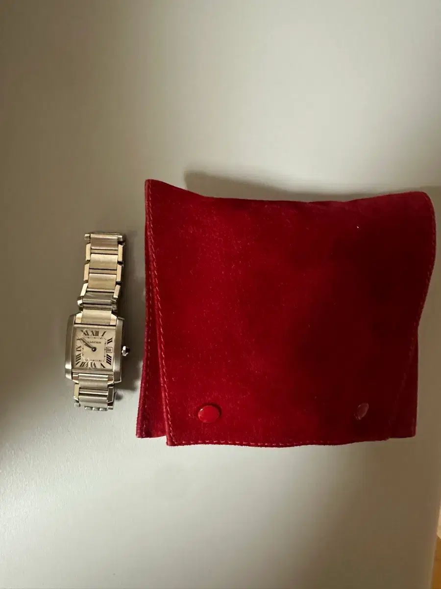 カルティエ タンクフランセーズ ミディ スティール ポップ