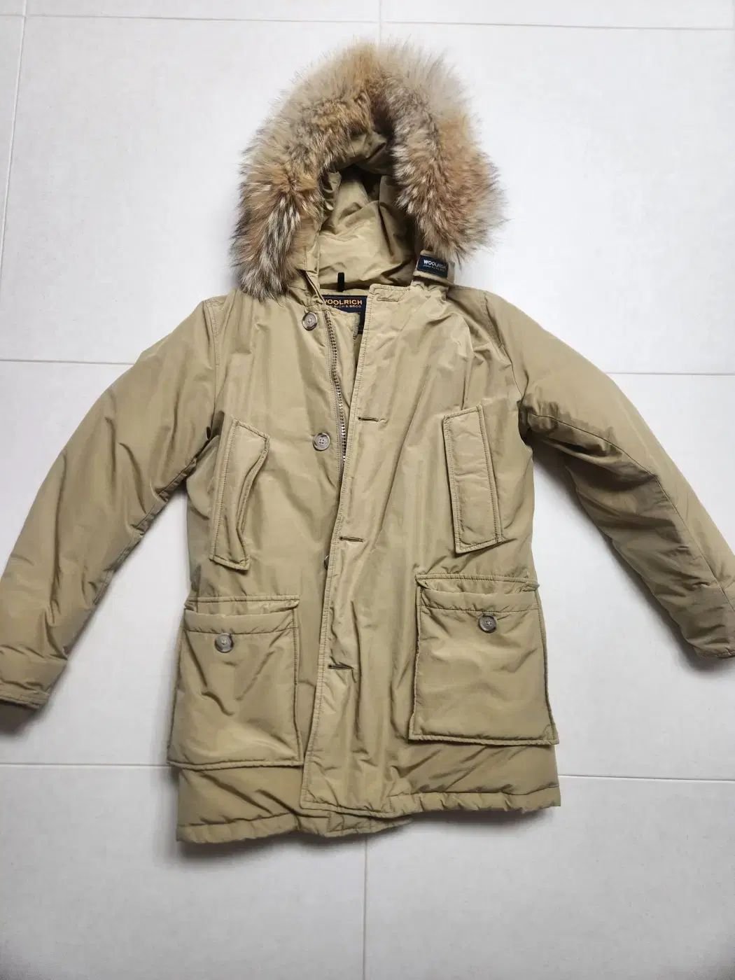 ⭐️値下げ⭐️WOOLRICHウールリッチ　ダウンジャケット　SからXSベージュ WOOLRICH(ウールリッチ) アークス ダウン ベージュ S-M - メルカリ