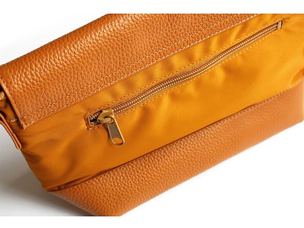 姫路レザー 牛革ボディバッグ 男女兼用 キャメル MY 19111 鞄 かばん ショルダーバッグ内祝い お祝い ギフト プレゼント