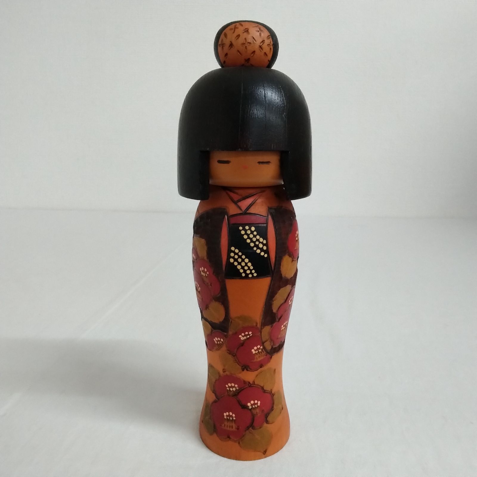 こけし　昭和レトロ　着物 創作こけし 椿の花の着物を着た少女 郷土玩具 民芸品 昭和レトロ AYM12