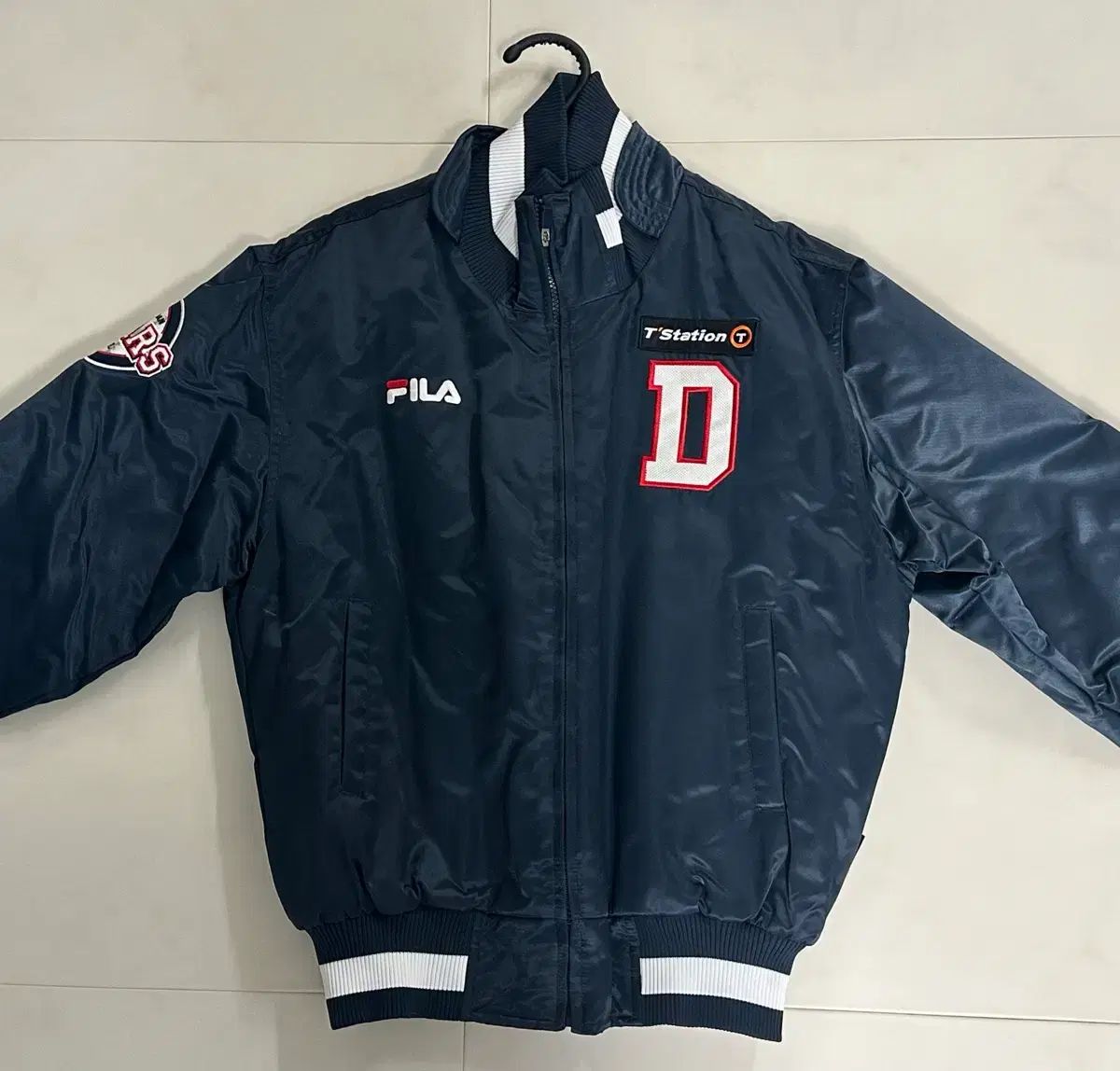 斗山ベアーズ FILA アセンティック スタジアム ジャケット