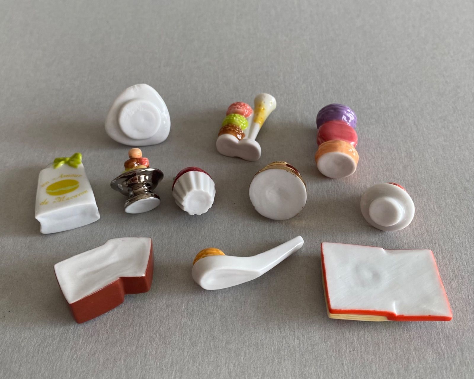  マカロンへの愛のフェーブ 11種コンプリートセット フランス雑貨 陶器ミニチュア ブロカント ヴィンテージ 蚤の市 幸運の小さな陶器 指輪スタンド 置物 インテリア小物