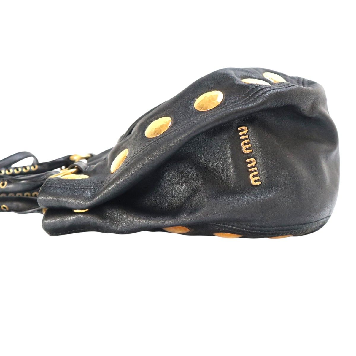 miu miu ミュウミュウ 2way ハンドバッグ　ショルダーバッグ　スタッズ miu miu（ミュウミュウ） スタッズ ショルダーバッグ レザー