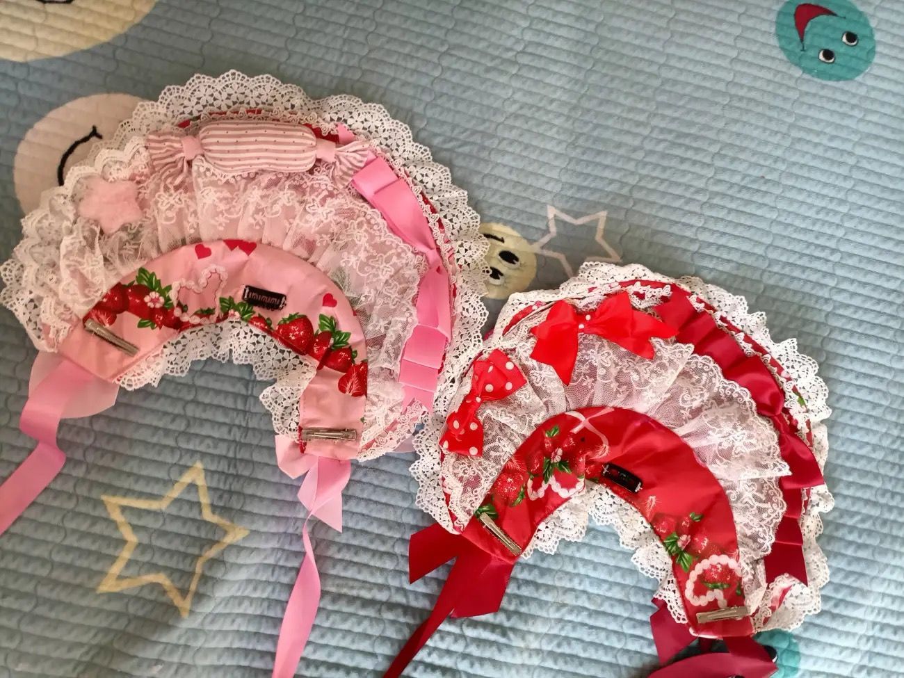 プロフ必読 が色違いであるお洋服