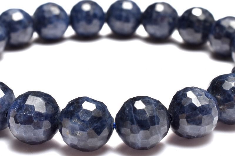 １点物 凛とした輝きを放つ深い青 サファイア 9.5 mm 128面カット ブレスレット パワーストーン 天然石 _MC 2372