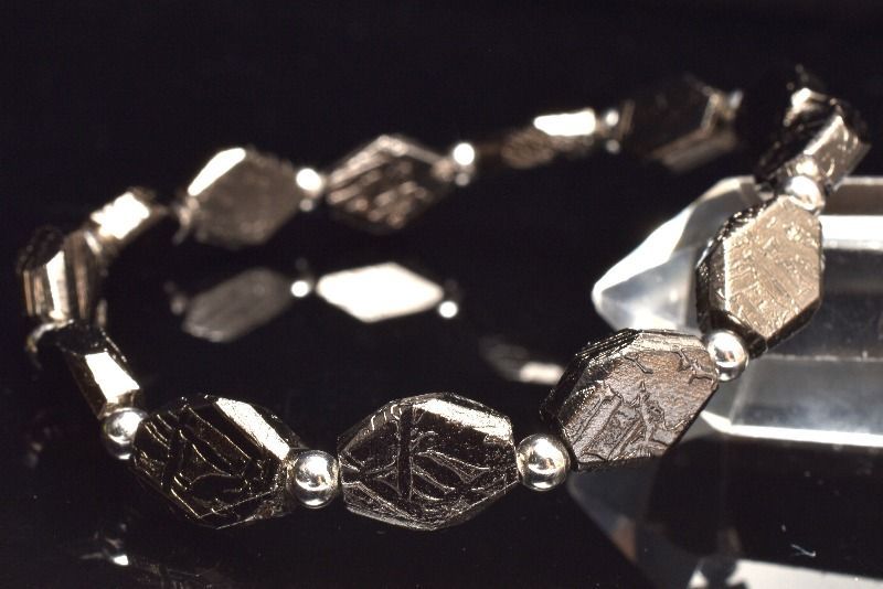 1点物】宇宙からの贈り物 メテオライト(アルタイ隕石) 10.5x8(丸玉3.5