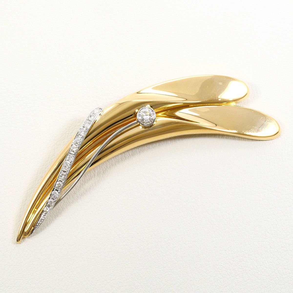 PT 850 プラチナ K 18 YG ブローチ ダイヤモンド 0.25 ct 0.24 鑑別書 総重量約8.0 g