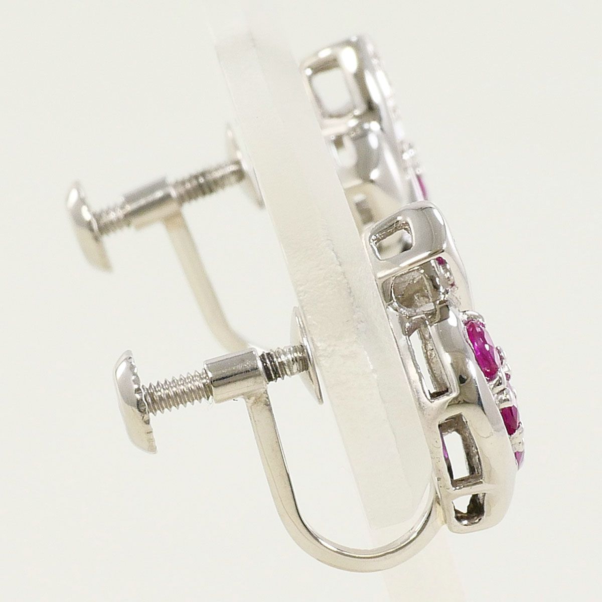 PT 850 プラチナ イヤリング clip-on earrings ルビー 0.23 ct ダイヤモンド 0.02 総重量約4.8 g