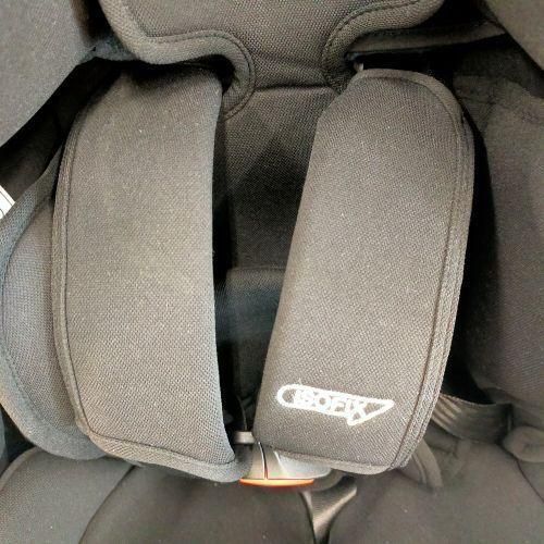  フラディア プラス チャイルドシート アップリカ aprica 車用チャイルドシート チャイルドシート