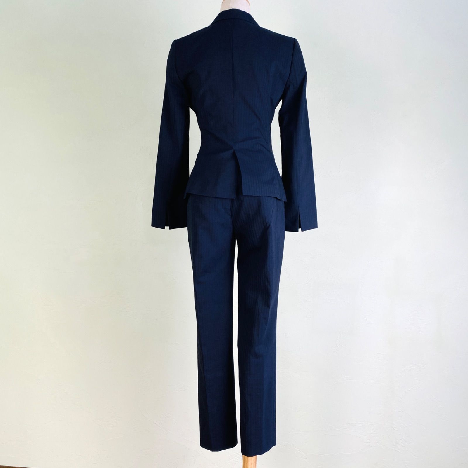 【LES MUES】ネイビー ストライプ スーツ 3点セット　Mサイズ ✨美品✨ LES MUES Precious Line S 濃紺ストライプ 3点セットアップ