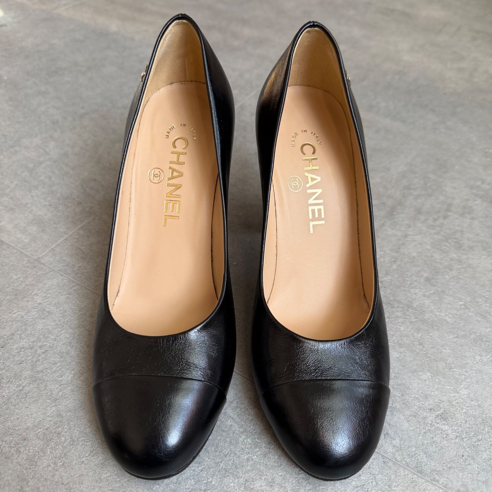 美品 CHANEL シャネル ココマーク ゴールドヒールパンプス レザー