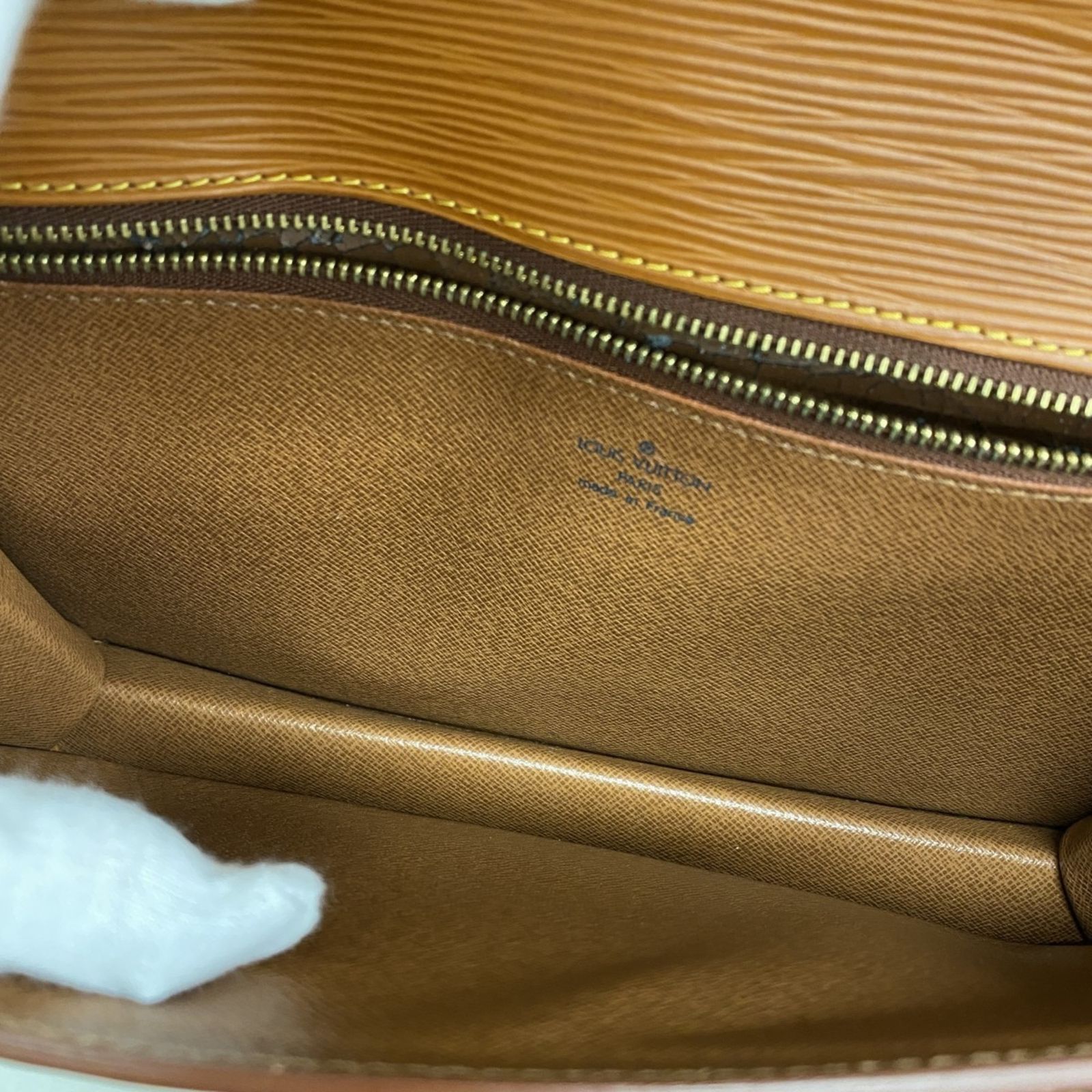 ポシェットセリエドラゴンヌ M