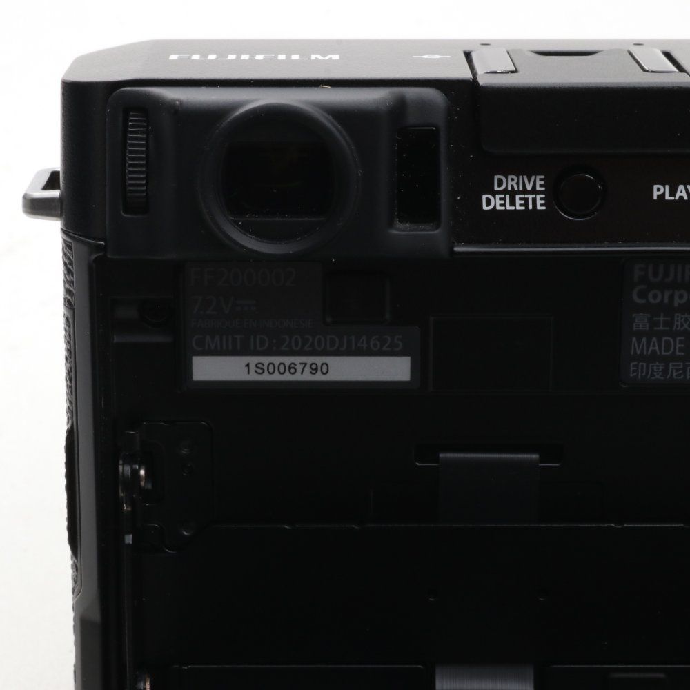 ボディ ブラック