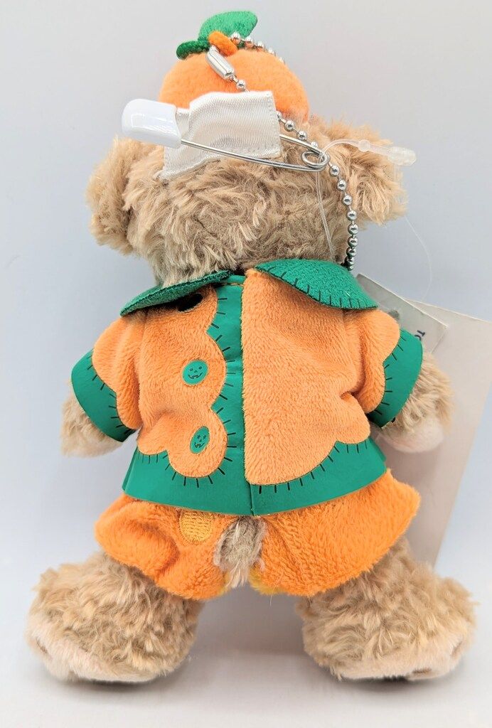 東京ディズニーシー ぬいぐるみバッジ ダッフィー(かぼちゃ