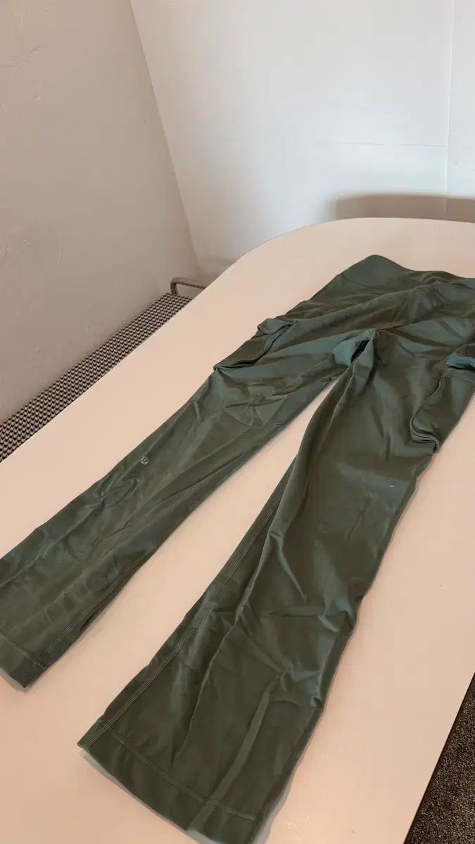 ルルレモン カーゴ