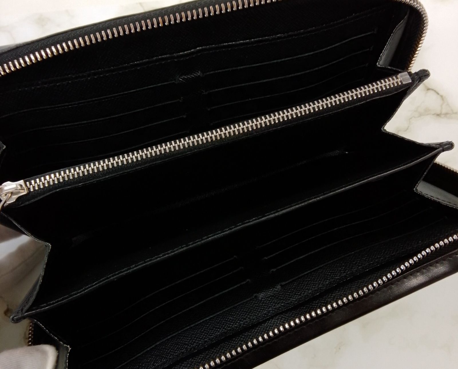 ダミエグラフィット ジッピーXL