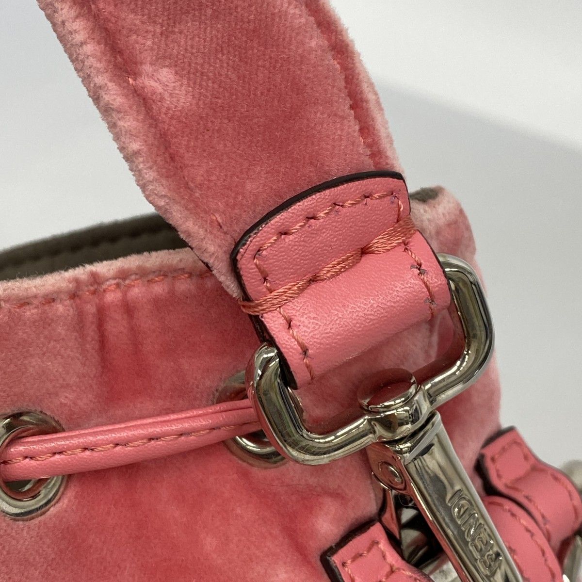 5pb2785】フェンディ ハンドバッグ モン トレゾール ベルベット ピンク