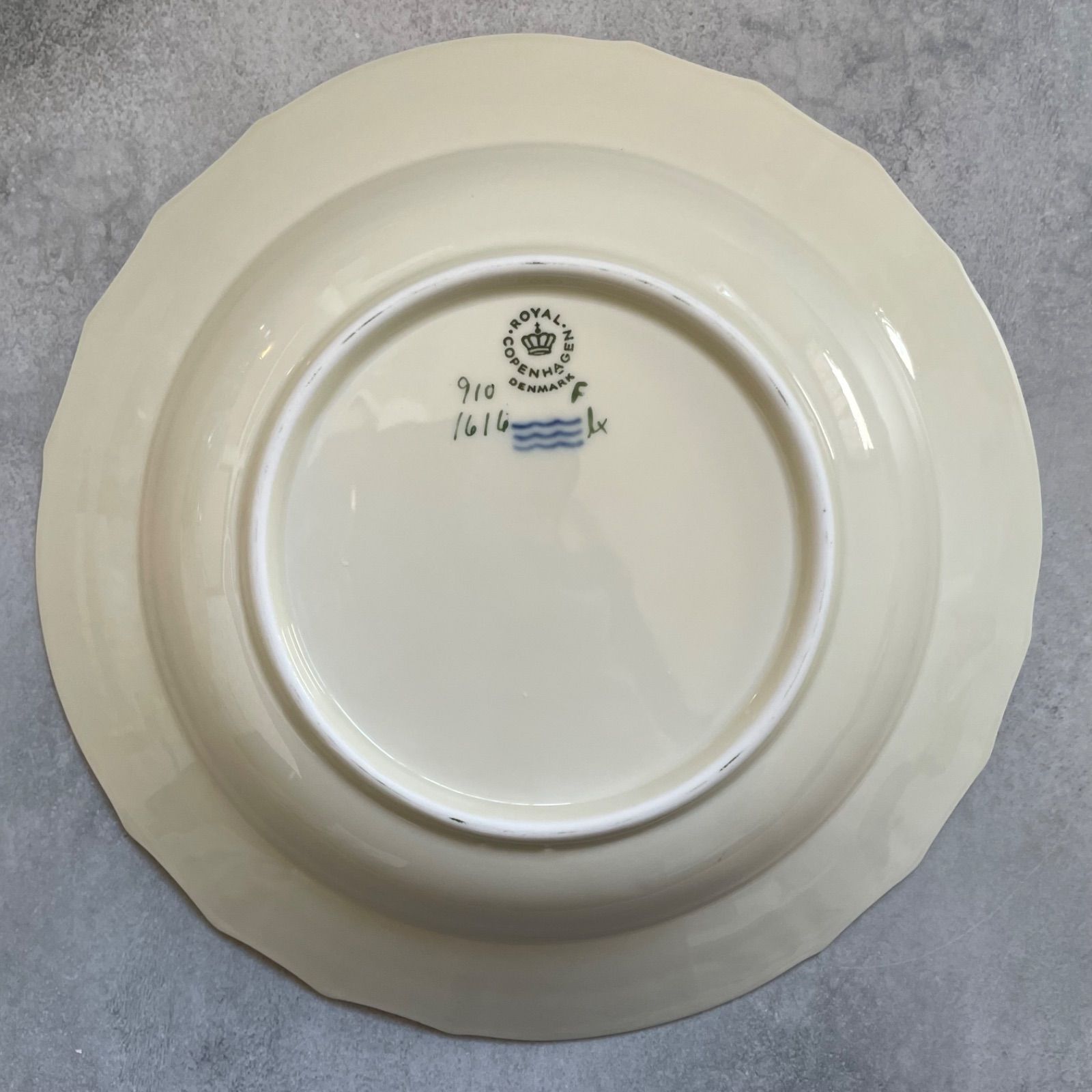 未使用 ヴィンテージ ロイヤルコペンハーゲン フリセンボー 深皿 22㎝ 2枚 ☆ショップフォローで10%off☆ 1級美品ヴィンテージ ロイヤル