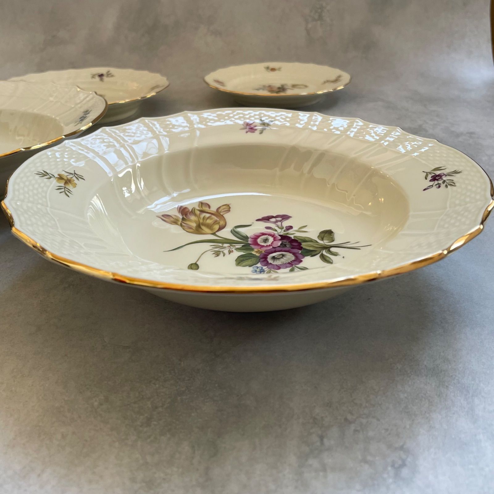 ロイヤルコペンハーゲン　アンティーク深皿　廃盤 一級 美品ヴィンテージ ロイヤルコペンハーゲン フリセンボー 22㎝ 深