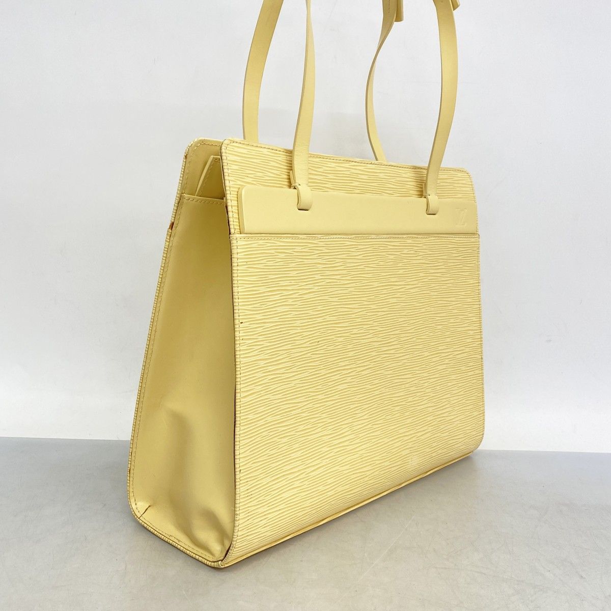 5 pb 3006 ルイヴィトン トートバッグ エピ クロワゼットPM M 5249 A ヴァニラ レディース