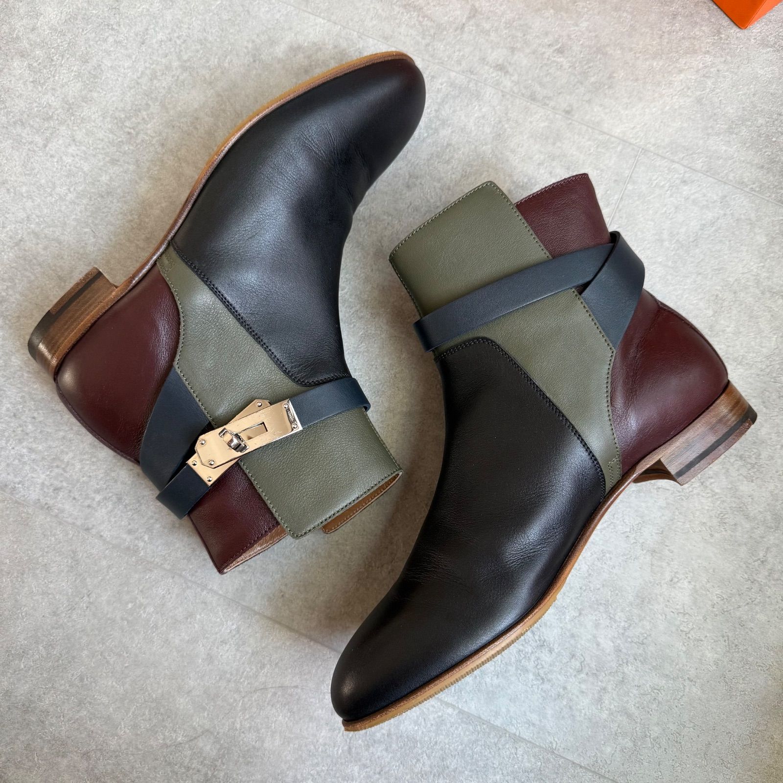 希少 美品 HERMES エルメス レザー ケリー金具 ショートブーツ ネオ