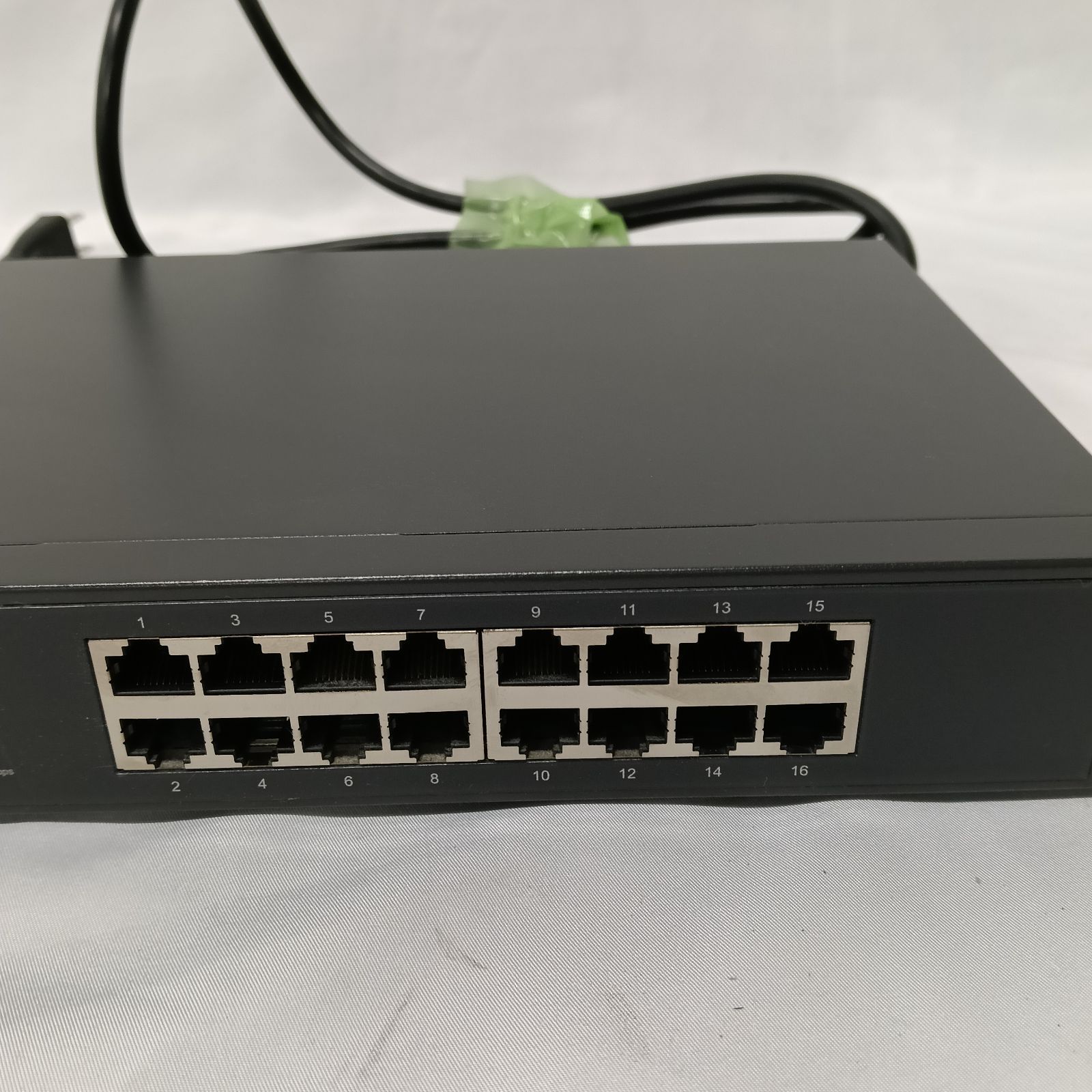 未使用品　TP-Link 16ポート PoEハブ TL-SG1016PE TL-SG1016PE | ギガビットポート×16 イージースマートスイッチ（PoE+