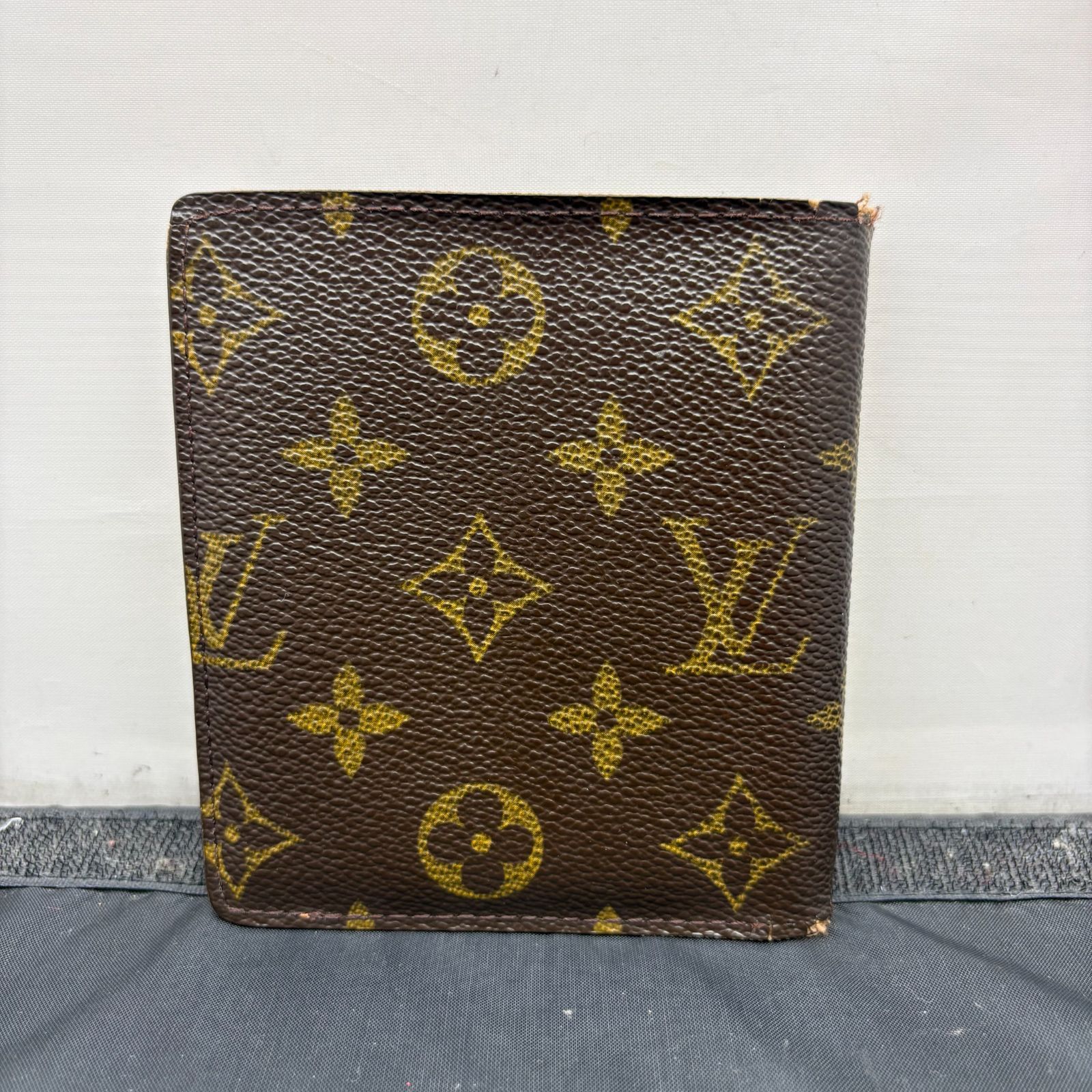 ルイヴィトン モノグラム 財布